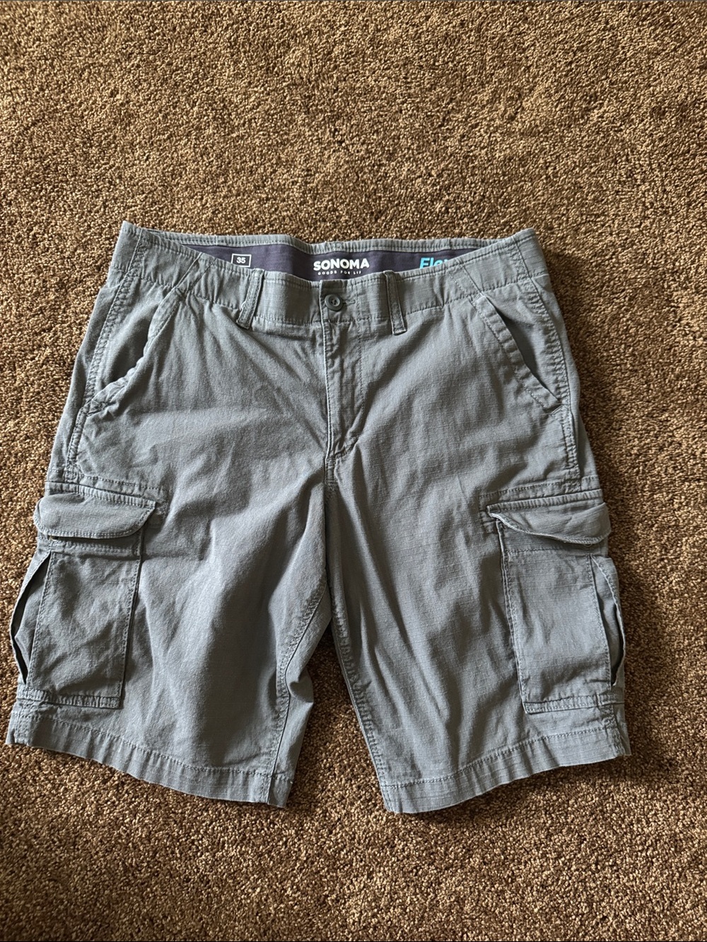 Sonoma Men's Light Gray Cargo Shorts with Flap Pockets